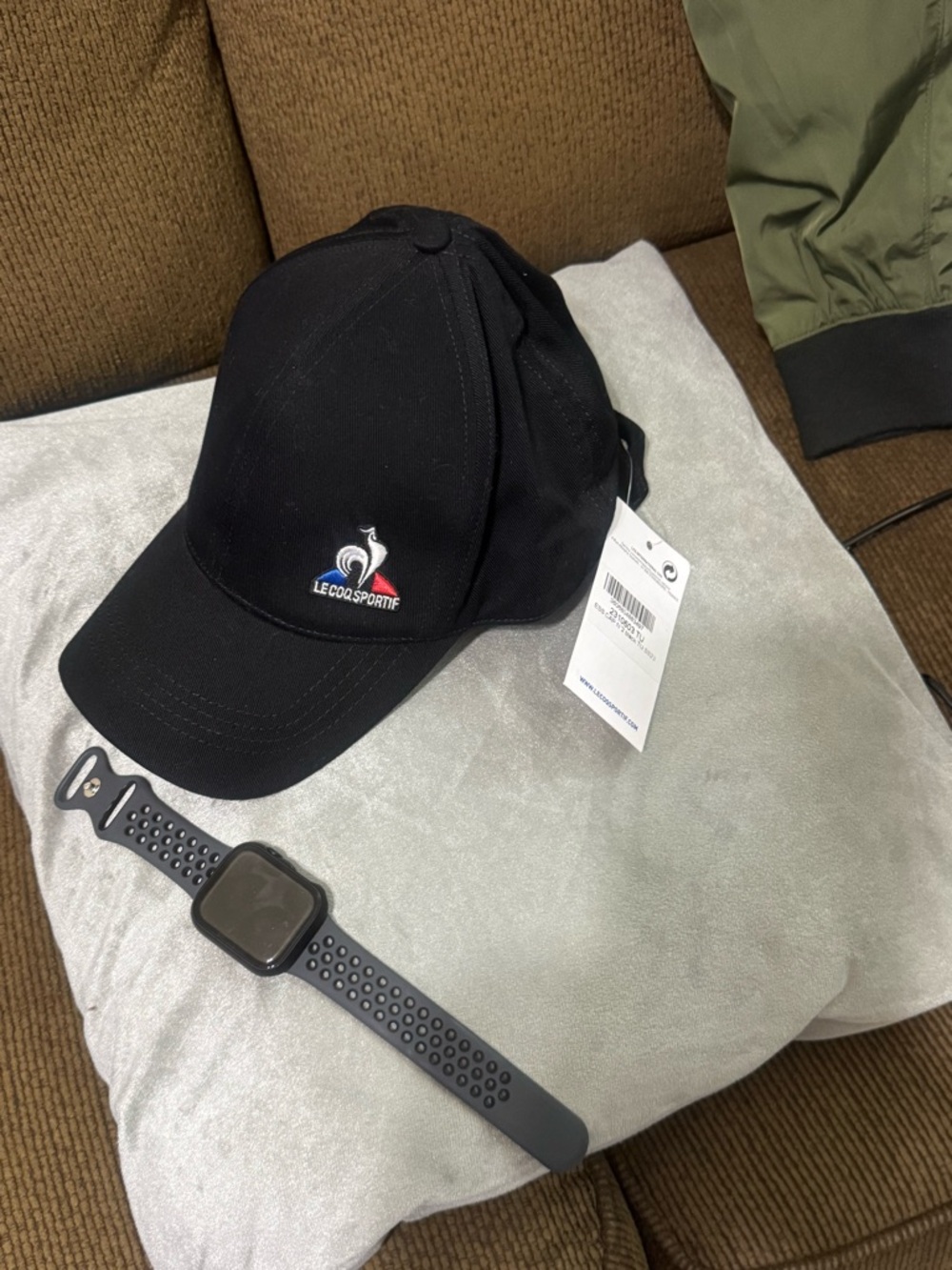 Le Coq Sportif Dark Cap with Iconic Rooster Logo